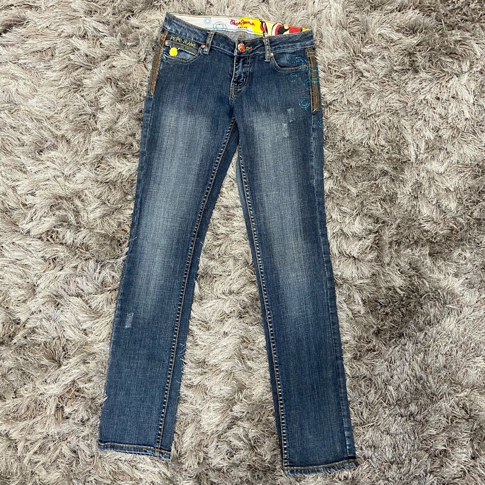 Pepe Jeans UK women blue, back pockets paint and space kid motifs. Size 25. Used
